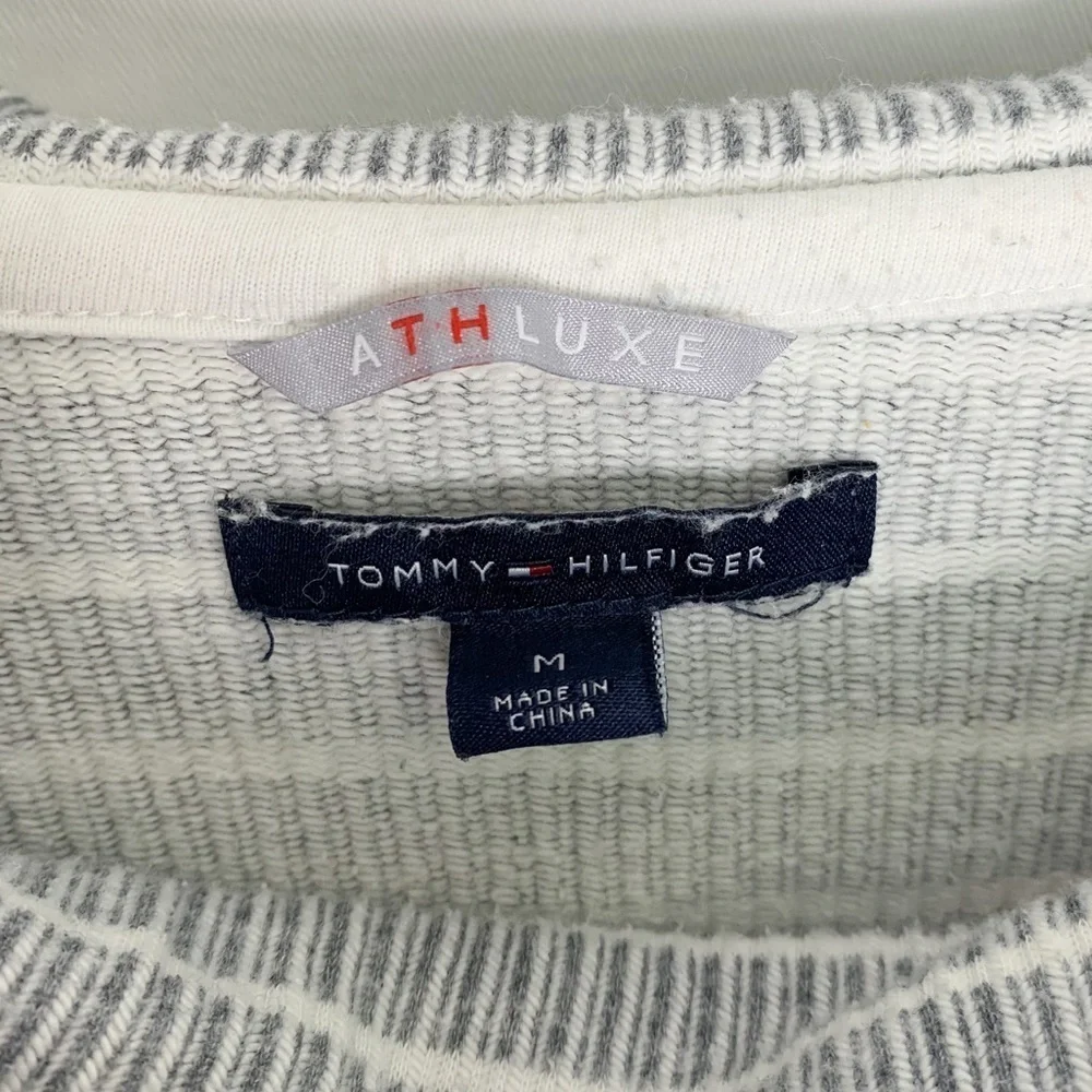 🦩2/$25 Tommy Hilfiger Athluxe / Cowl Neck Sweater - Picture 5 of 13